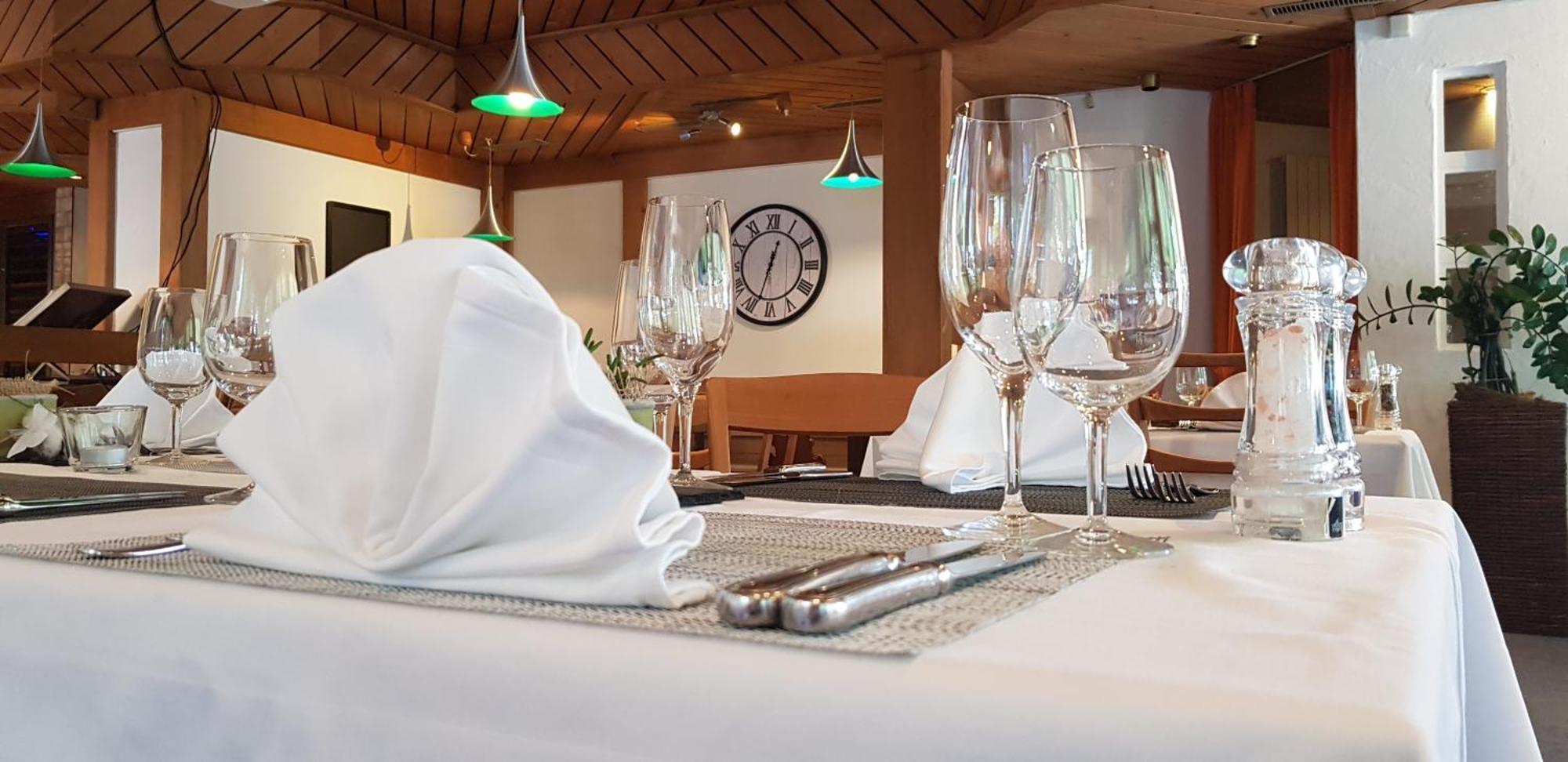 Hotel Alpha Thun Eksteriør billede