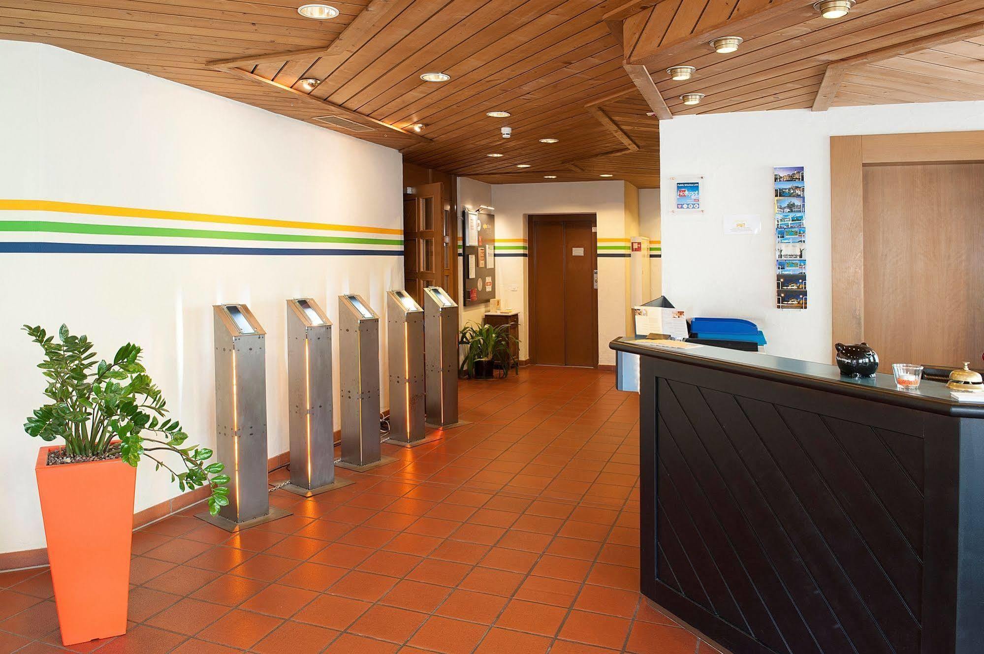 Hotel Alpha Thun Eksteriør billede